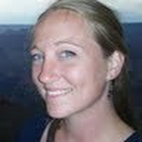 Meet your Posher, Eileen - Picture 1 of 1